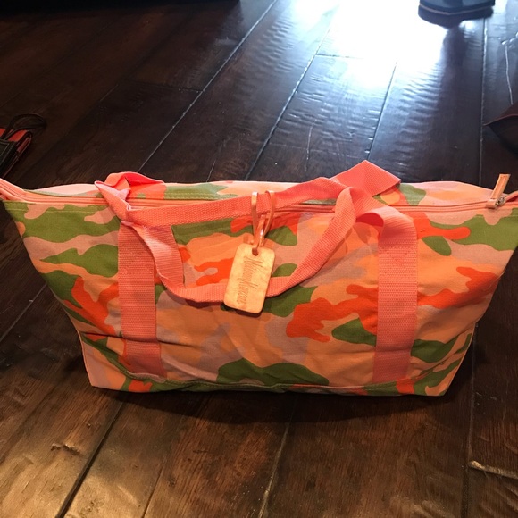 Neiman Marcus large convertible pink camo tote bags - Picture 3 of 5